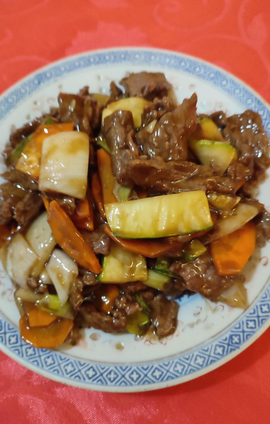 Carne con Cebolla de Verdeo