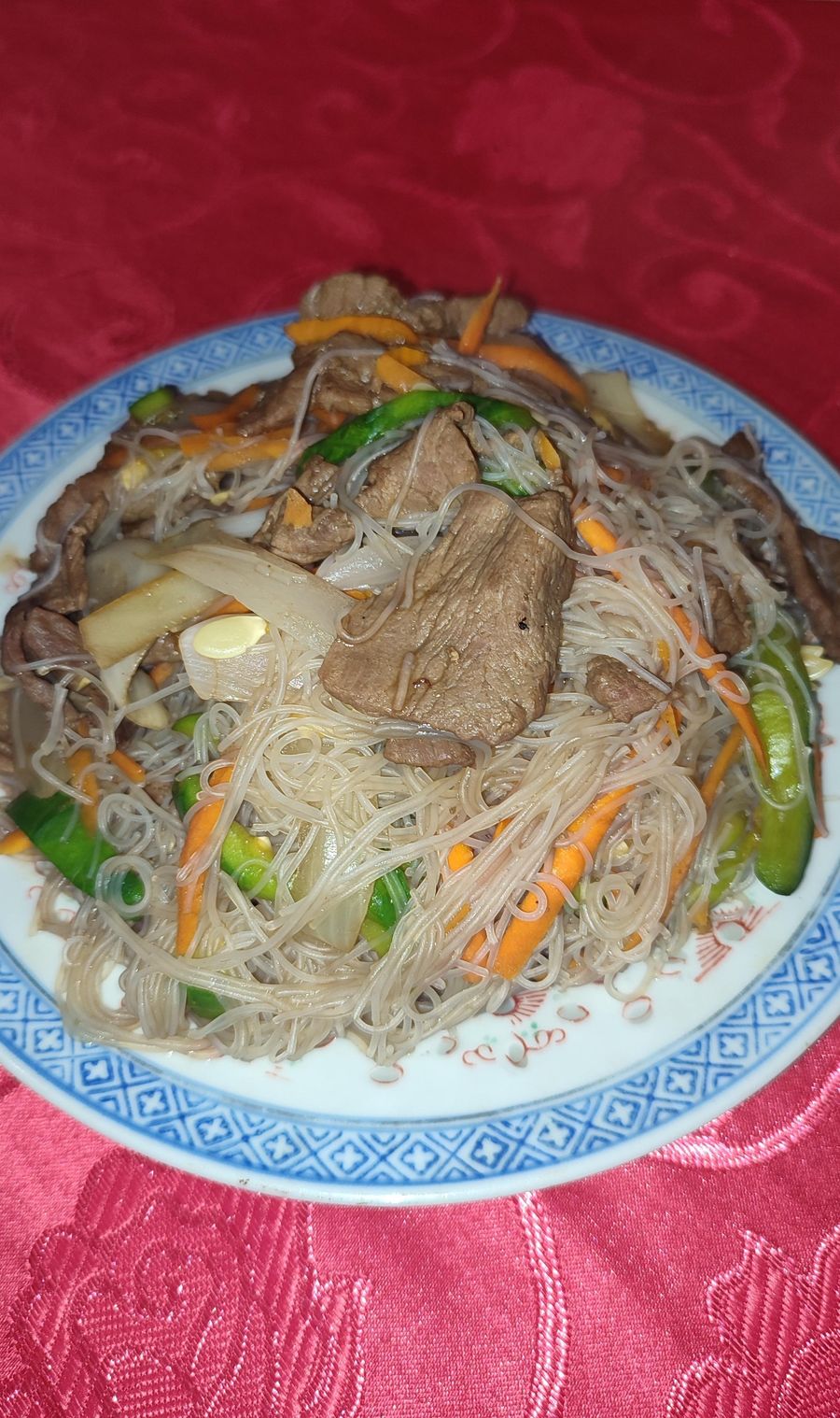 Fideos de Arroz con Cerdo