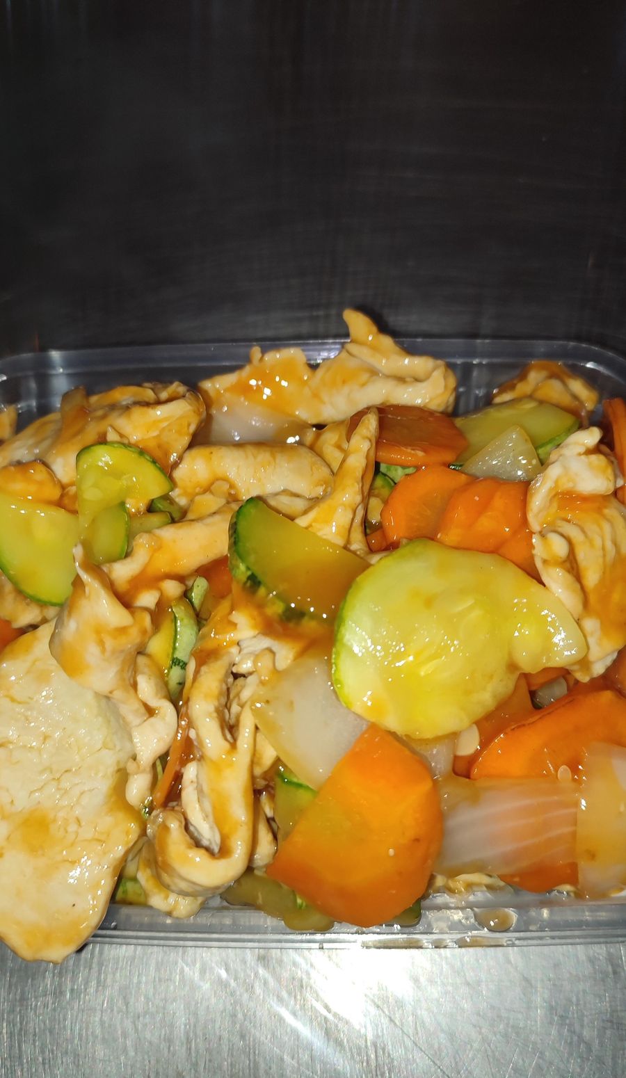 Pollo con Ananá